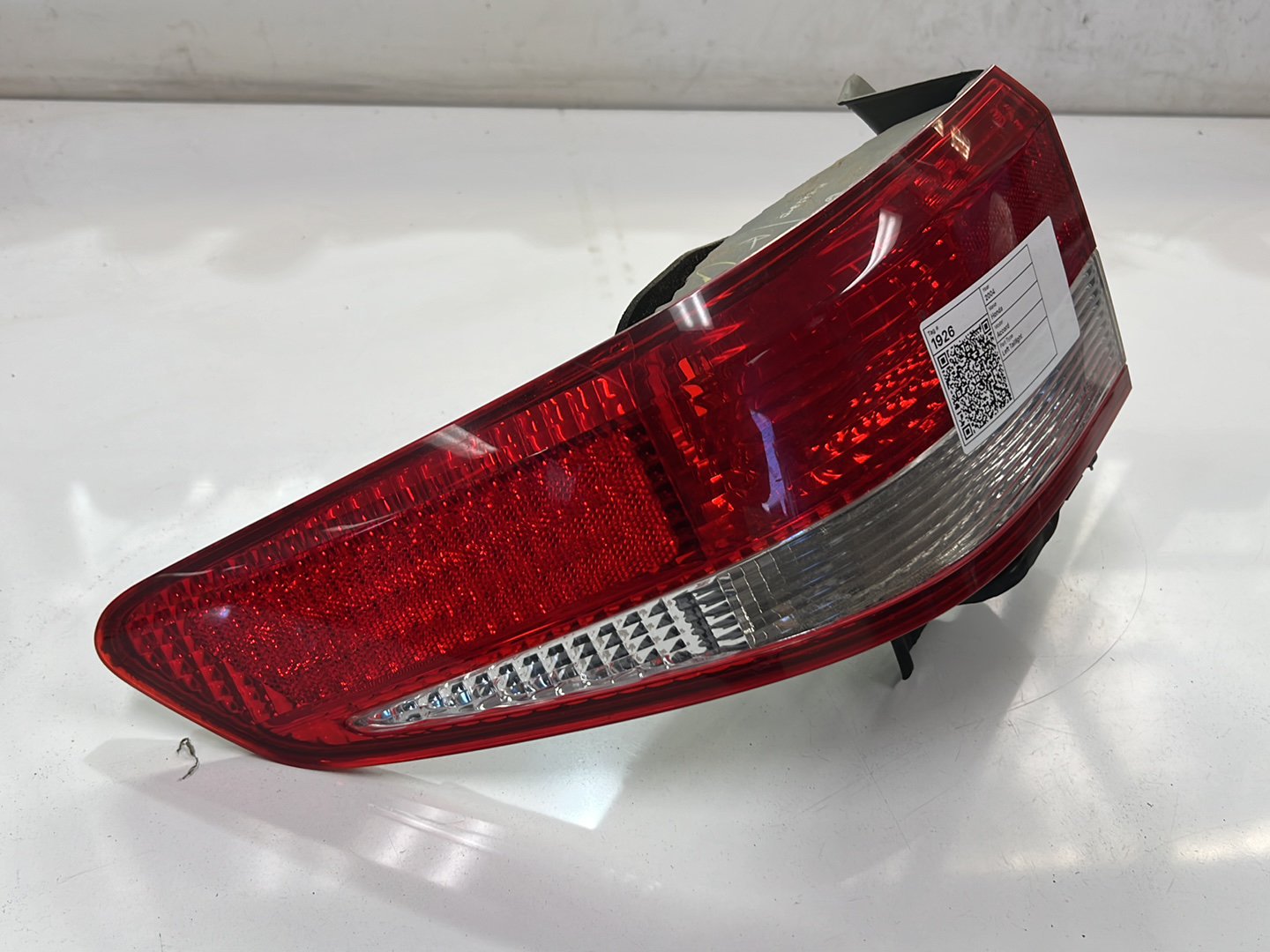 2004 Honda Accord CM - Left Taillight