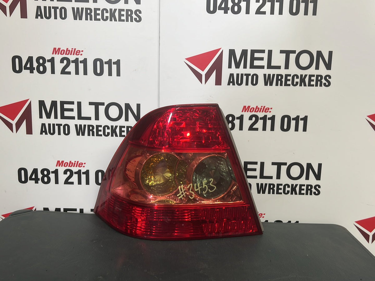 2003 Toyota Corolla Left Taillight