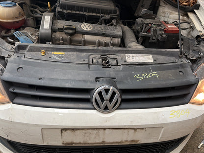 2014 Volkswagen Polo MK5 - 6C 6R - Grille