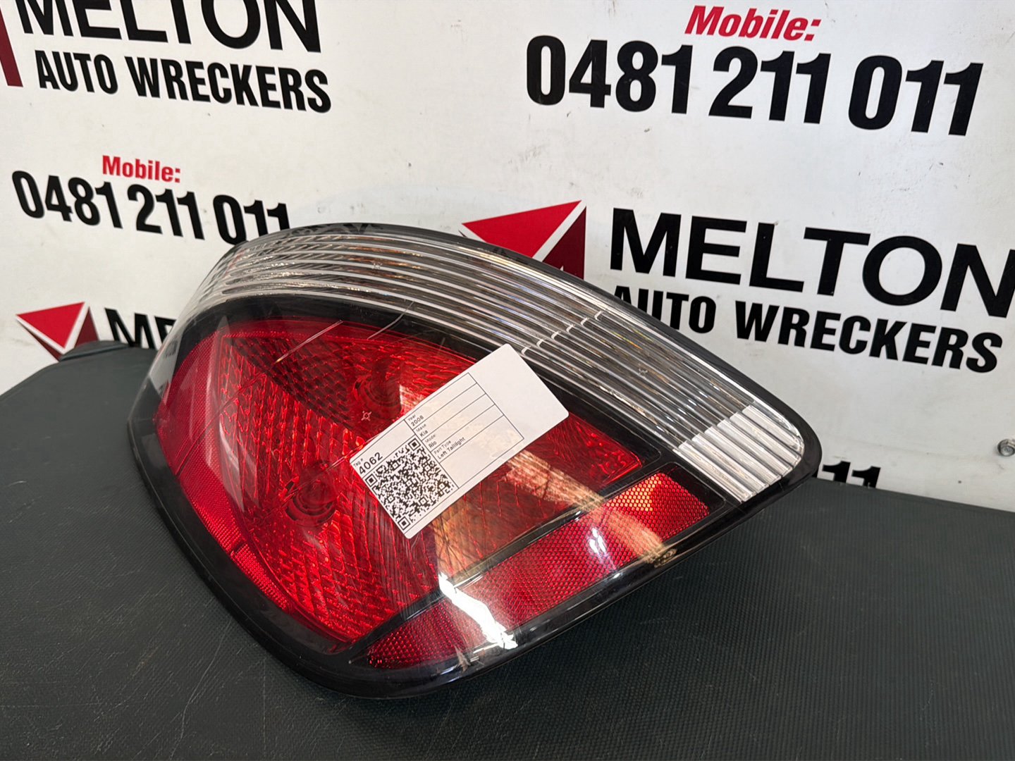 Aug 2005 to Jul 2011- Kia Rio JB Hatchback- Left Taillight- Body Mounted