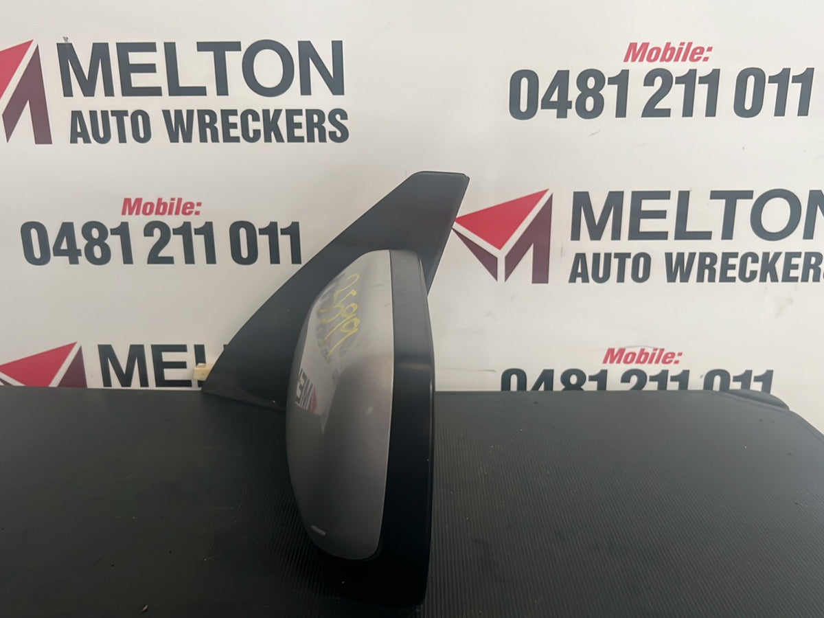 Jul 2000 to Oct 2005- Toyota RAV4 ACA2#R- Left Door Mirror- Power Adjust, Colour Coded