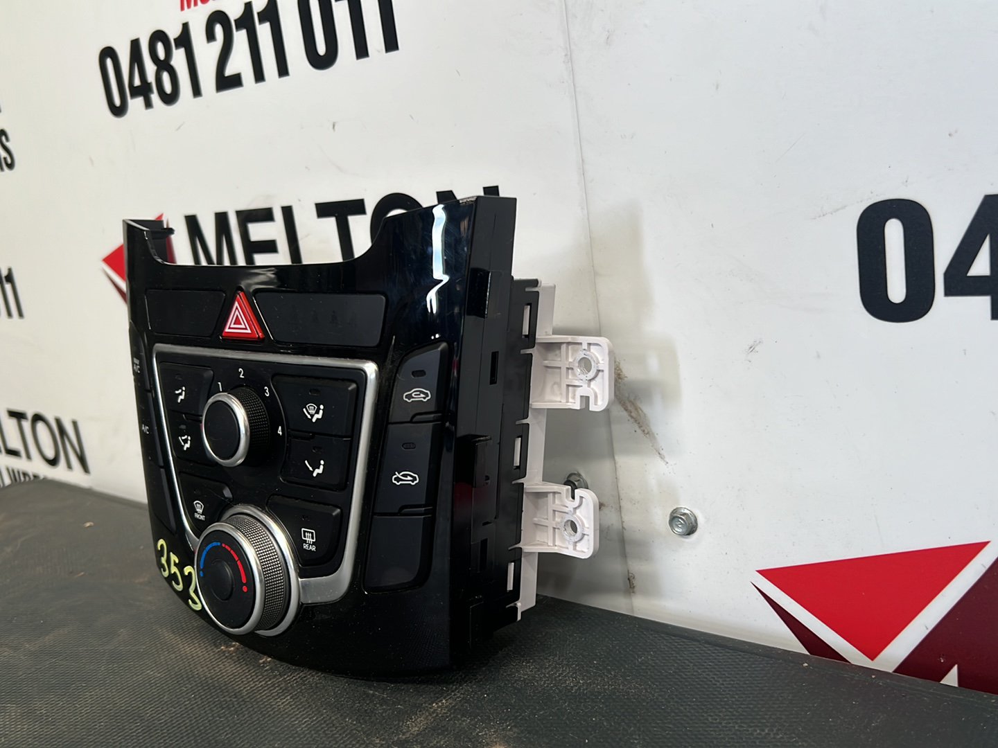 2013 Hyundai i30 GD - Heater Controls