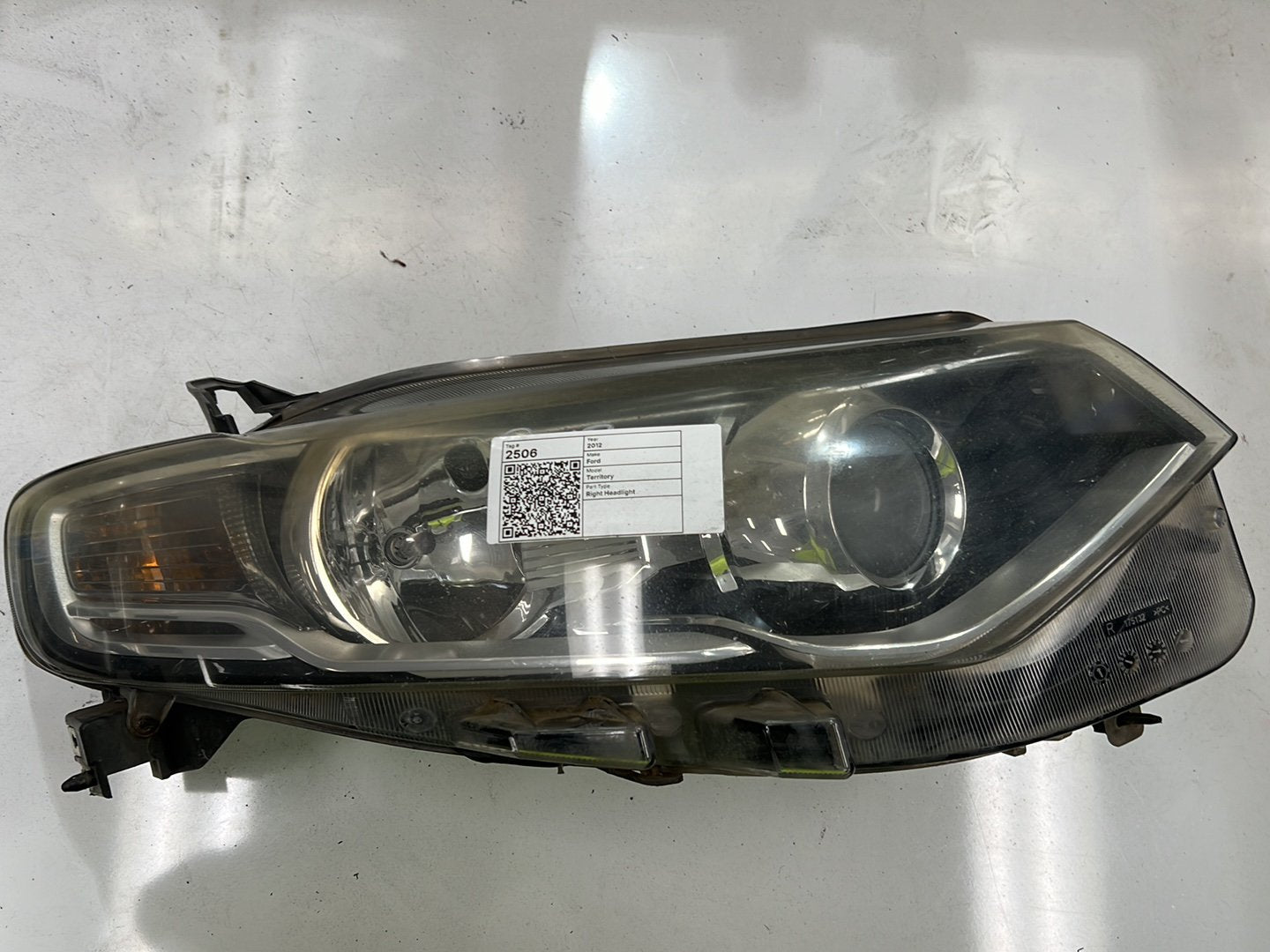 2012 Ford Territory SZ - Right Headlight