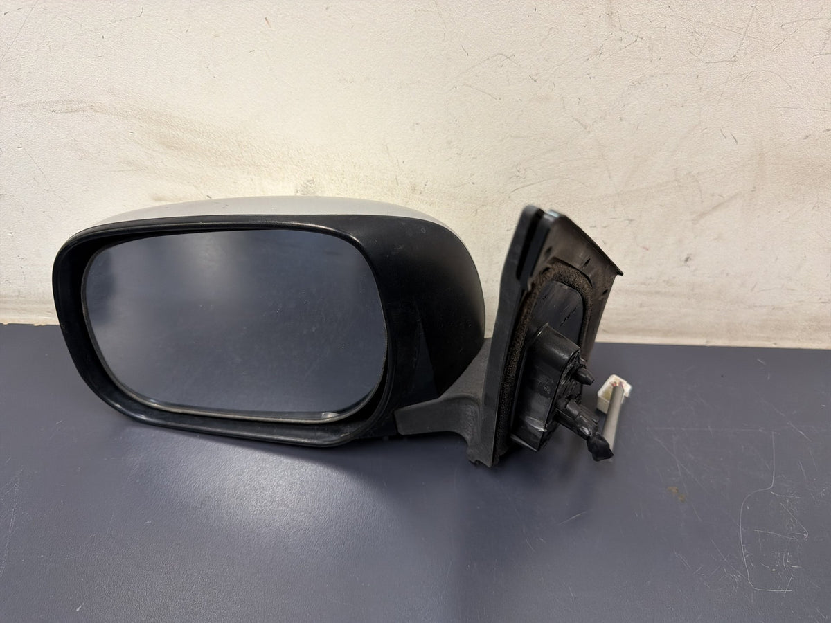 Oct 2008 to Nov 2012 - Toyota RAV4 ACA33 ACA38 - Left Door Mirror - Indicator, 5 Wire, 5 Pin