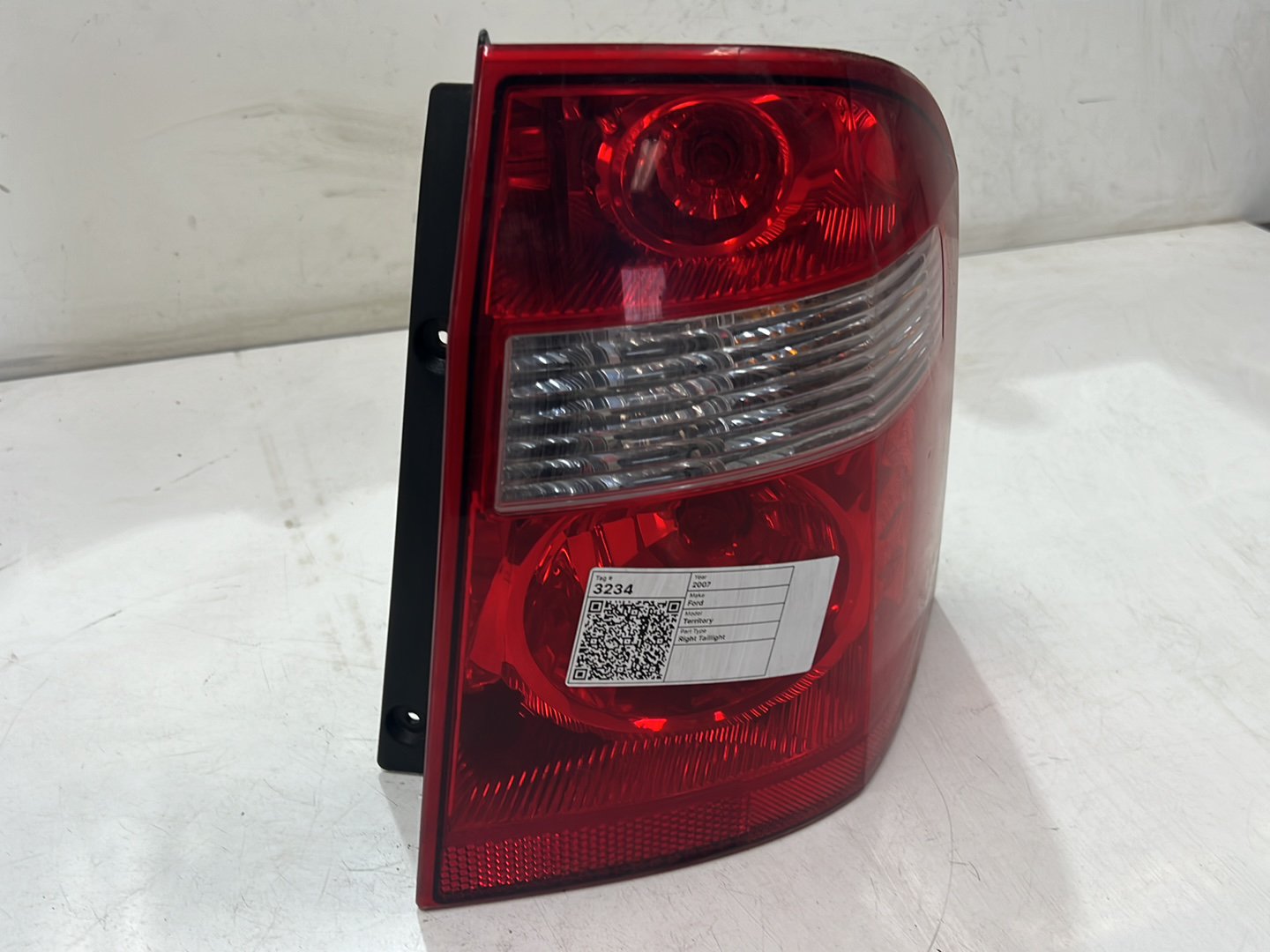May 2004 to Apr 2009 - Ford Territory SX SY MkI - Right Taillight