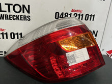 May 2007 to Jul 2010- Toyota Kluger GSU40 GSU45- Left Taillight- Body Mounted, Clear Lens Type