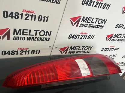 2004-2005 Ford Fiesta WP Right Taillight