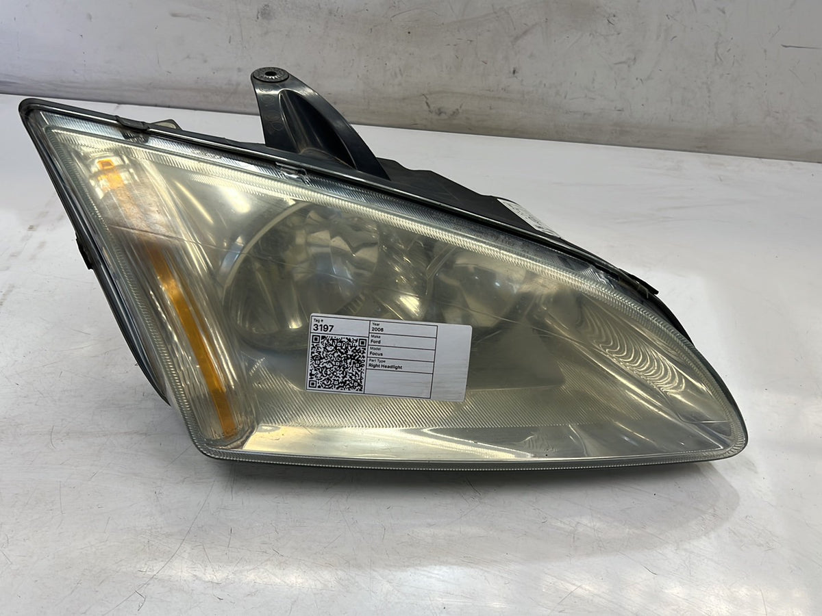 2006 Ford Focus II LS Hatchback Right Headlight