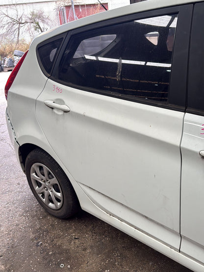 2014 Hyundai Accent RB- Right Rear Door