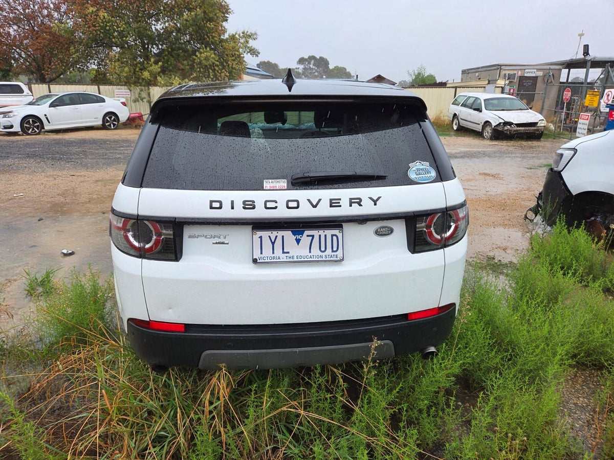 2017 Land Rover Discovery Sport Td4 L550 Station Wagon Left Front Door