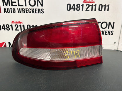 Oct 2000 to Sep 2002- Holden Commodore VX Exec Acclaim S SS Sedan- Left Taillight