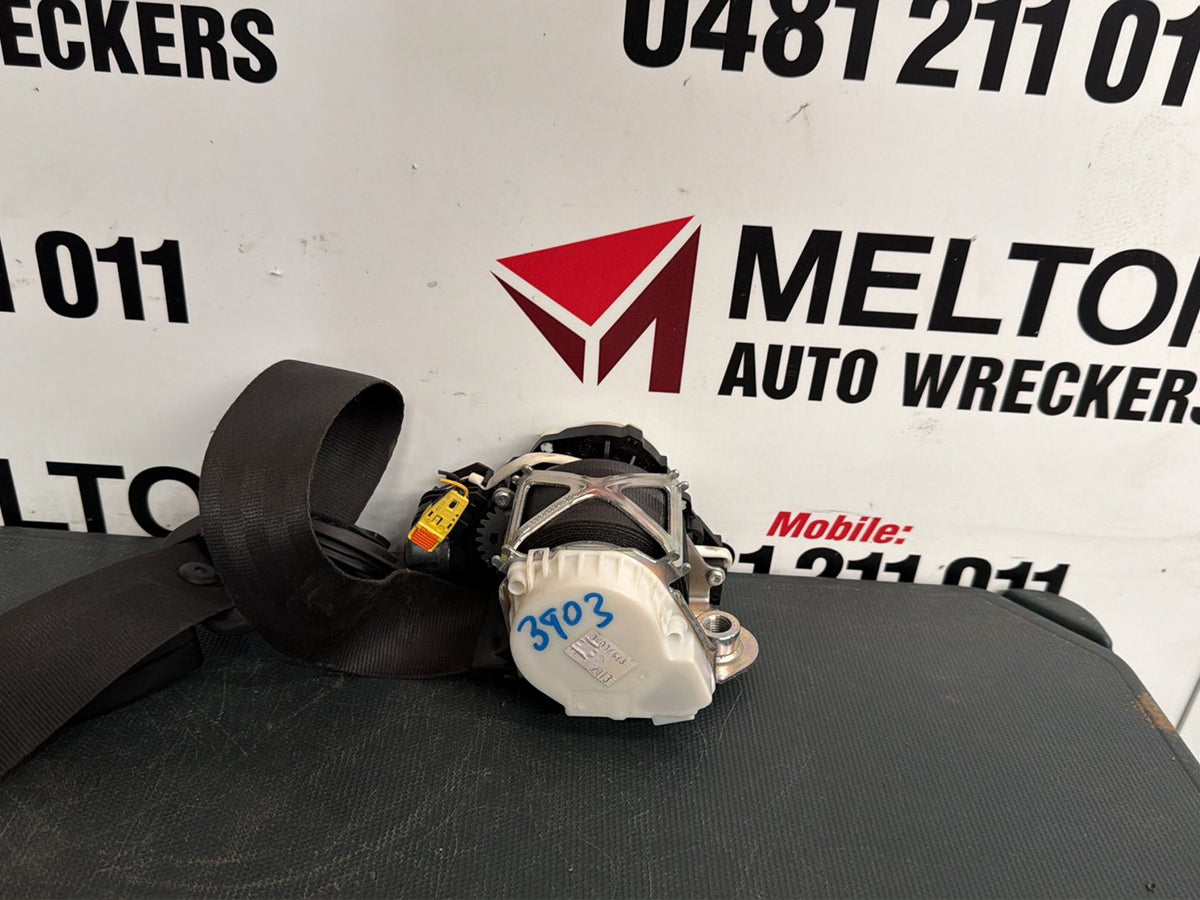 2014 Volkswagen Polo MK5 - 6C 6R - Left Front Seat Belt