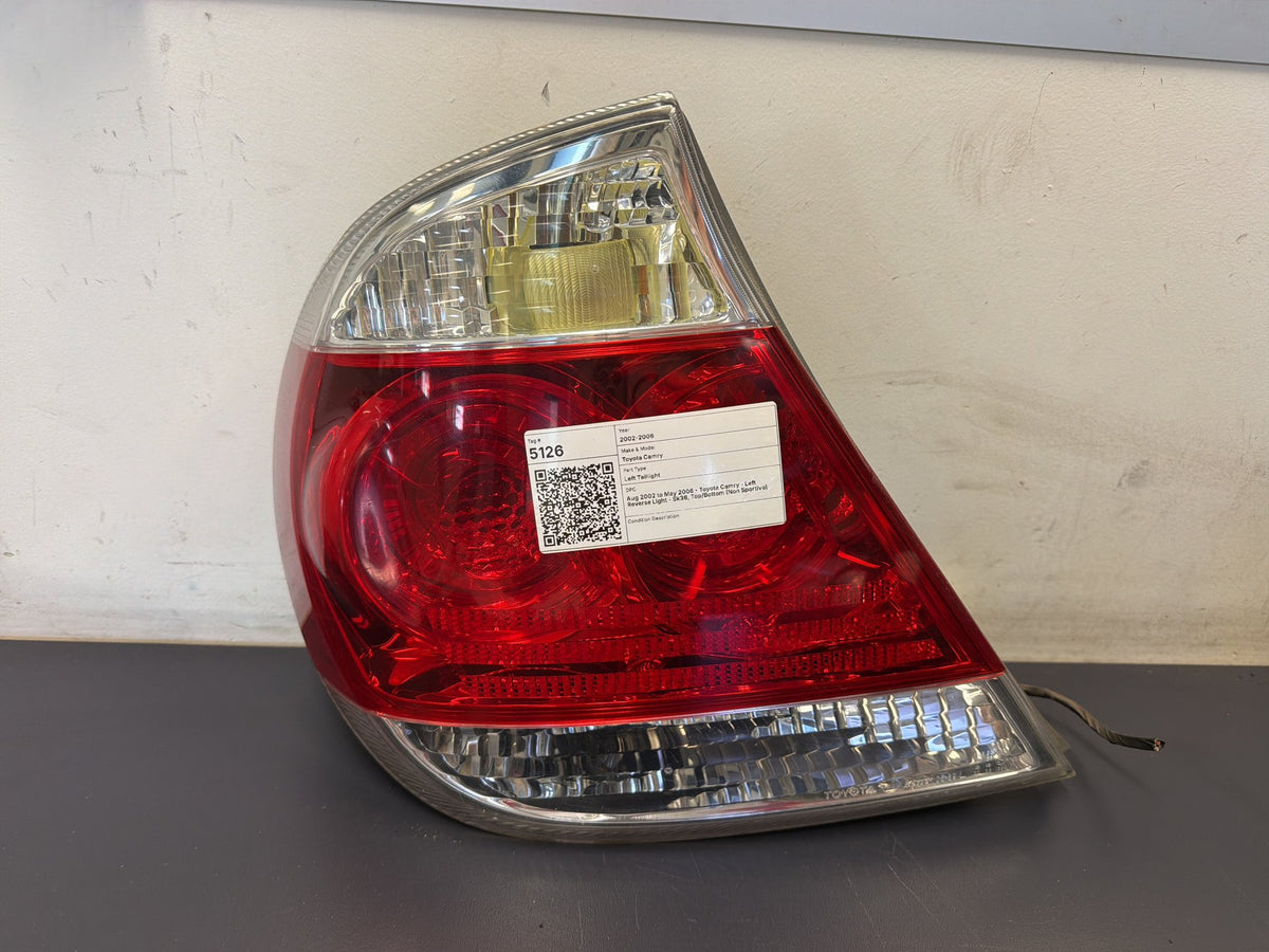 Aug 2002 to May 2006 - Toyota Camry - Left Reverse Light - Sk36, Top/Bottom (Non Sportivo)