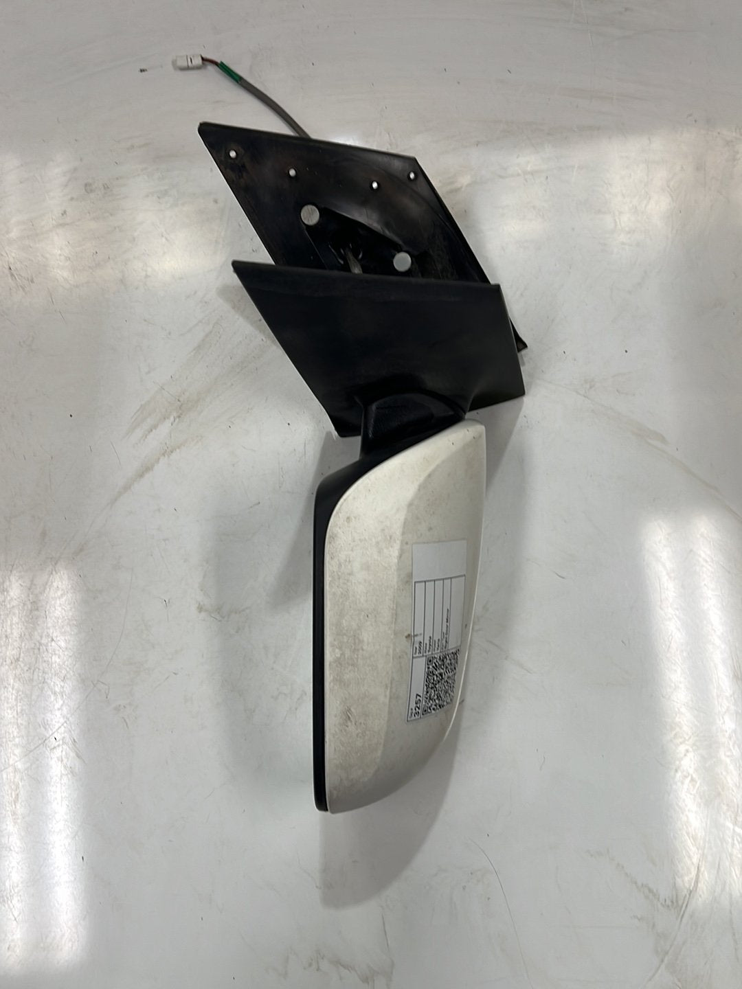 Mar 2006 to Jun 2016- Toyota Yaris NCP9# Sedan Australia Only- Right Door Mirror- Non-Indicator