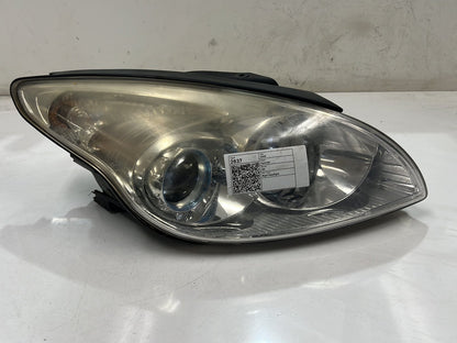 Jan 2008 to Apr 2012- Hyundai i30 FD- Right Headlight- Chrome Insert Type