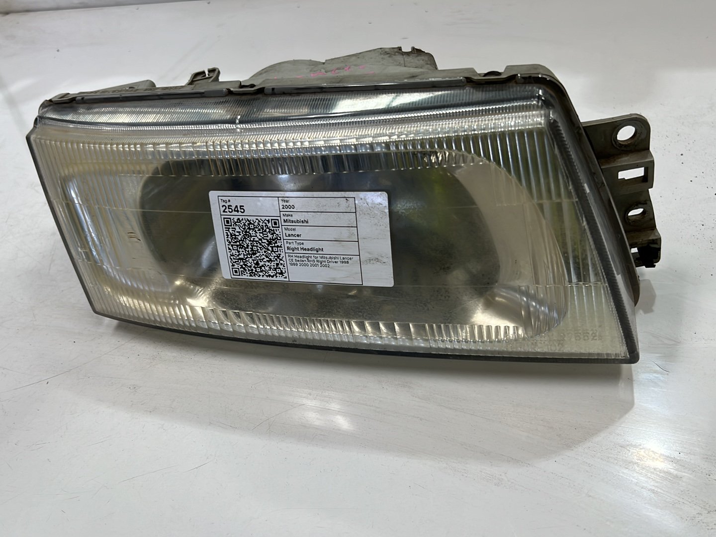 2000 Mitsubishi Lancer CE - Right Headlight