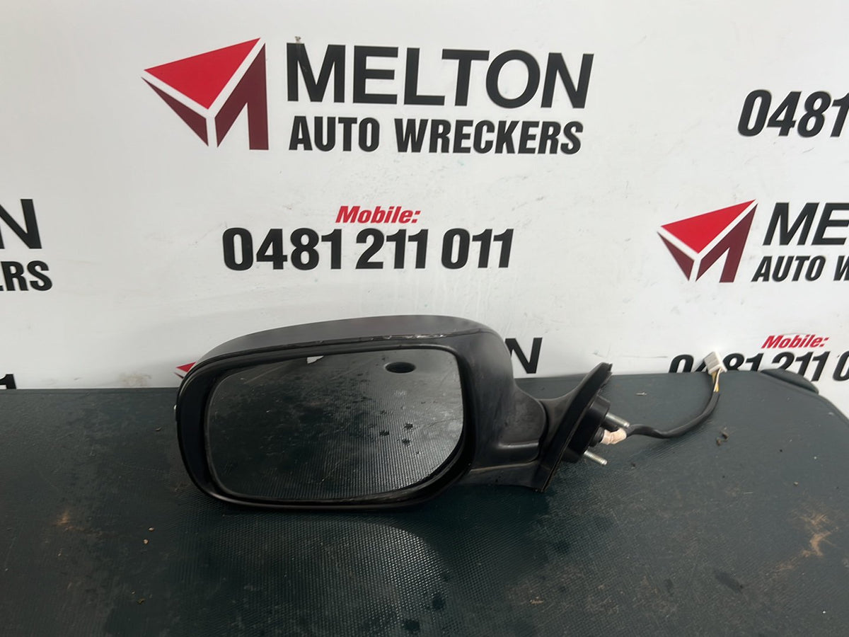 2009-2012 Toyota Corolla Left Door Mirror