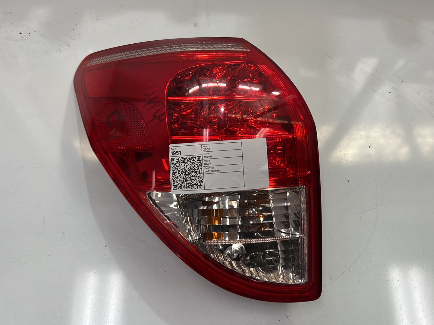 2006 Toyota RAV4 - Left Taillight
