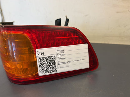 Oct 2000 to Aug 2002 - Toyota Camry Sedan - Right Taillight - Sk20