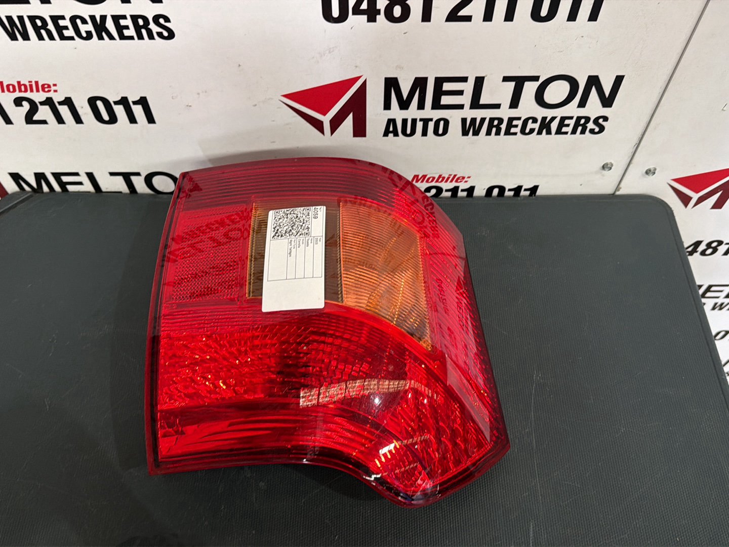 Dec 2001 to Mar 2004- Toyota Corolla ZZE122 Hatchback Built in Japan VIN JTD- Right Taillight- Lens# 13-65