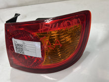 2006 Hyundai Elantra HD - Right Taillight