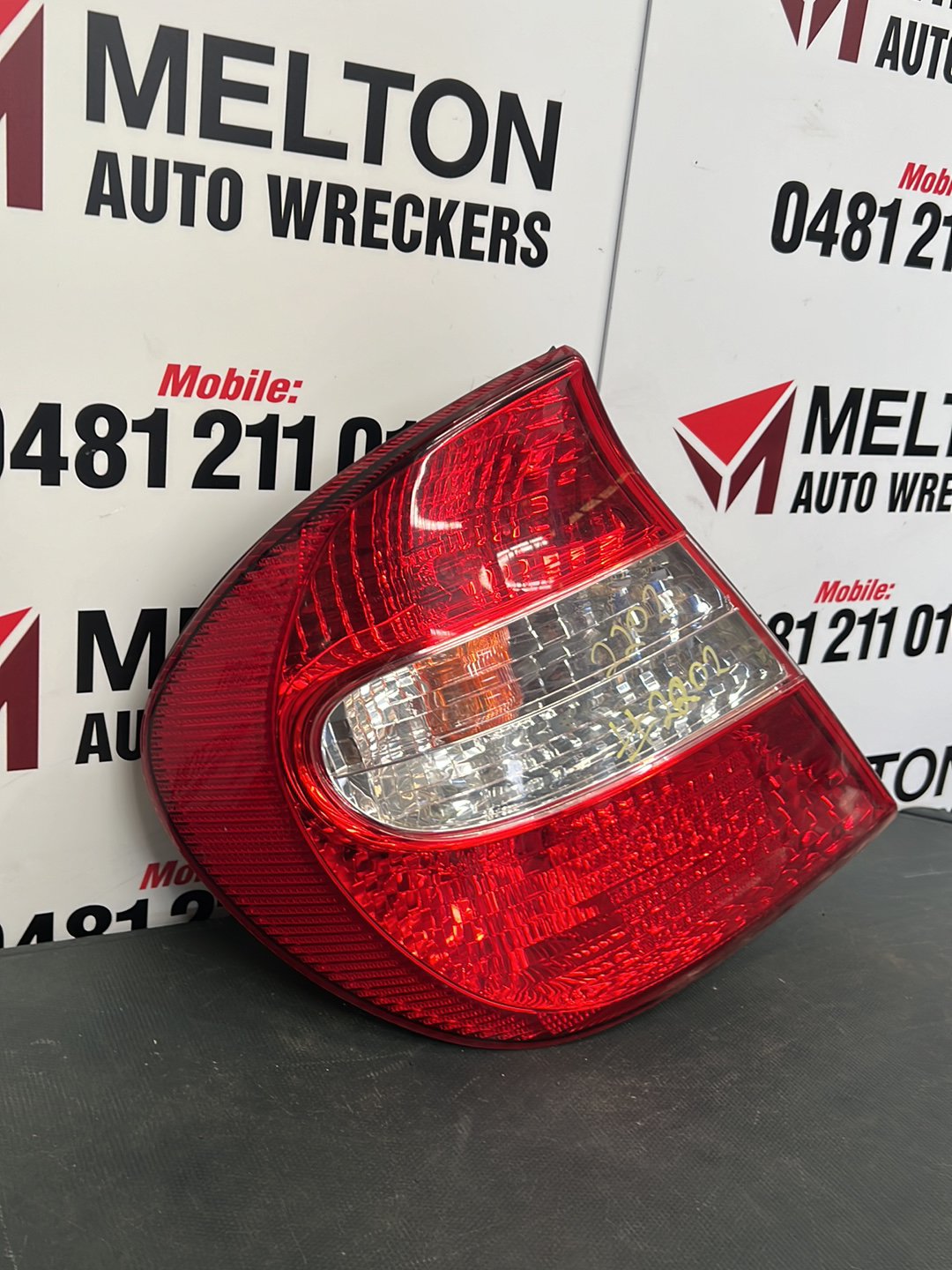 2004 Toyota Camry V30 - Left Taillight
