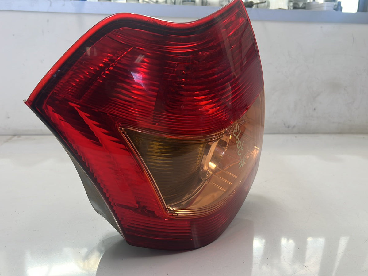 2004-2007 Toyota Corolla E120 - Right Taillight