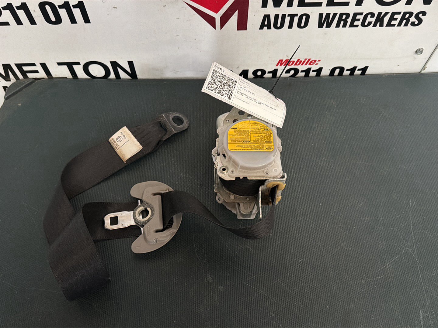 Nov 2005 to Nov 2012- Toyota RAV4 ACA33 ACA38- Left Front Seat Belt