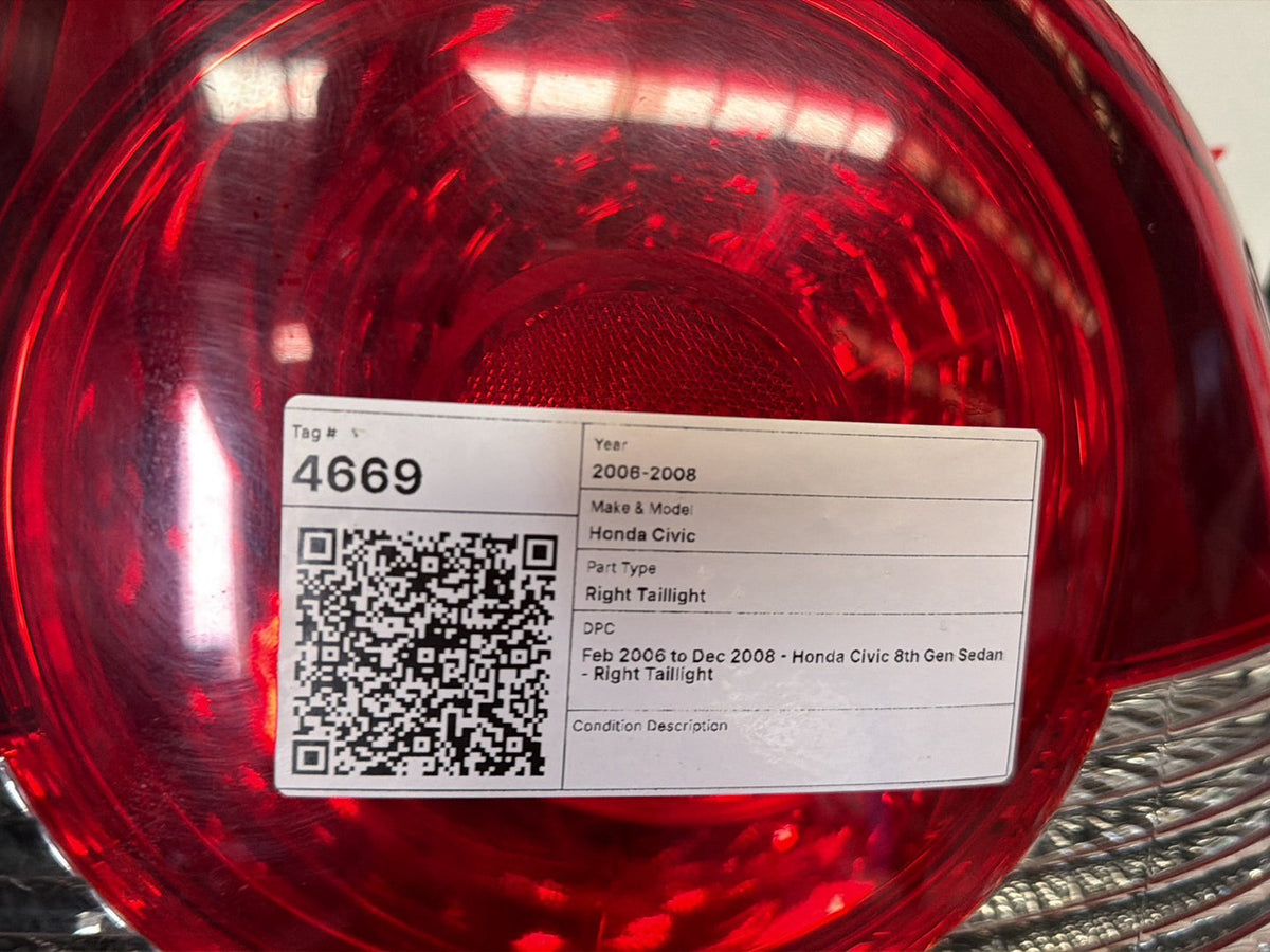 Feb 2006 to Dec 2008 - Honda Civic 8th Gen Sedan - Right Taillight