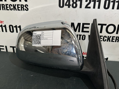 May 2007 to Jul 2010- Toyota Kluger Right Door Mirror