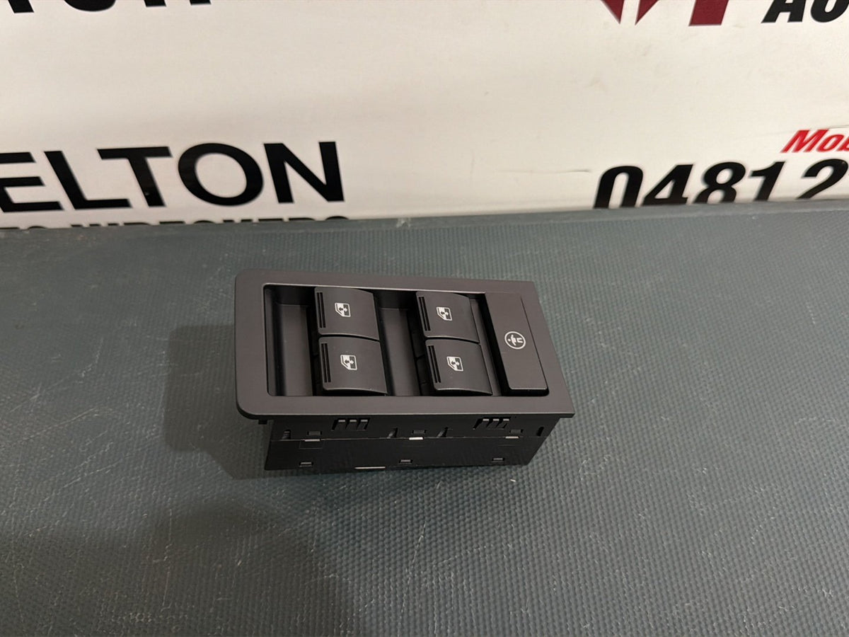 2004 Holden Commodore Master Power Window Switch