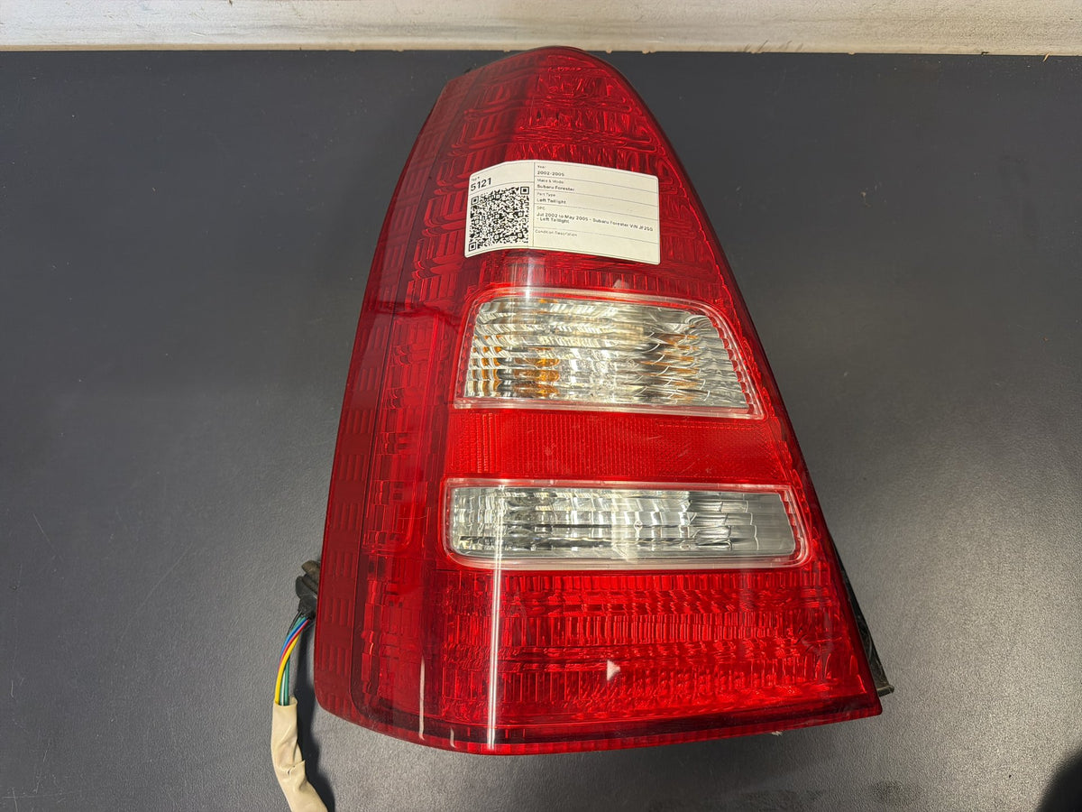 Jul 2002 to May 2005 - Subaru Forester VIN JF2SG - Left Taillight