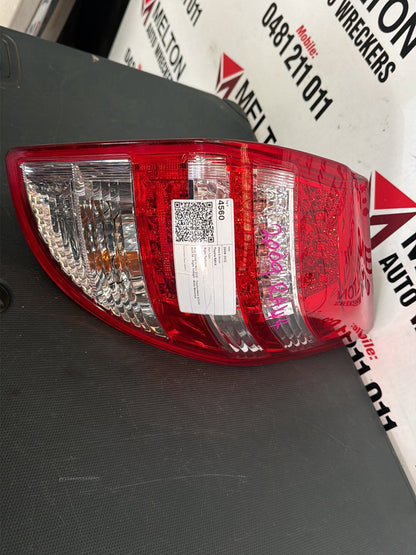 Aug 2008 to Nov 2012- Toyota RAV4 ACA33 ACA38- Right Taillight- Body Mounted