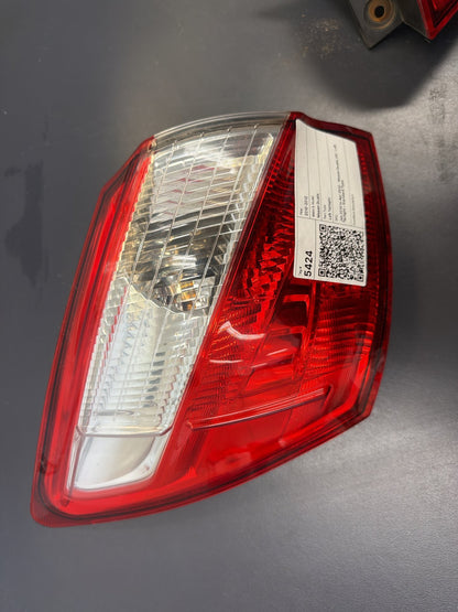 Jan 2010 to Apr 2012 - Nissan Dualis J10 - Left Taillight - Standard Type