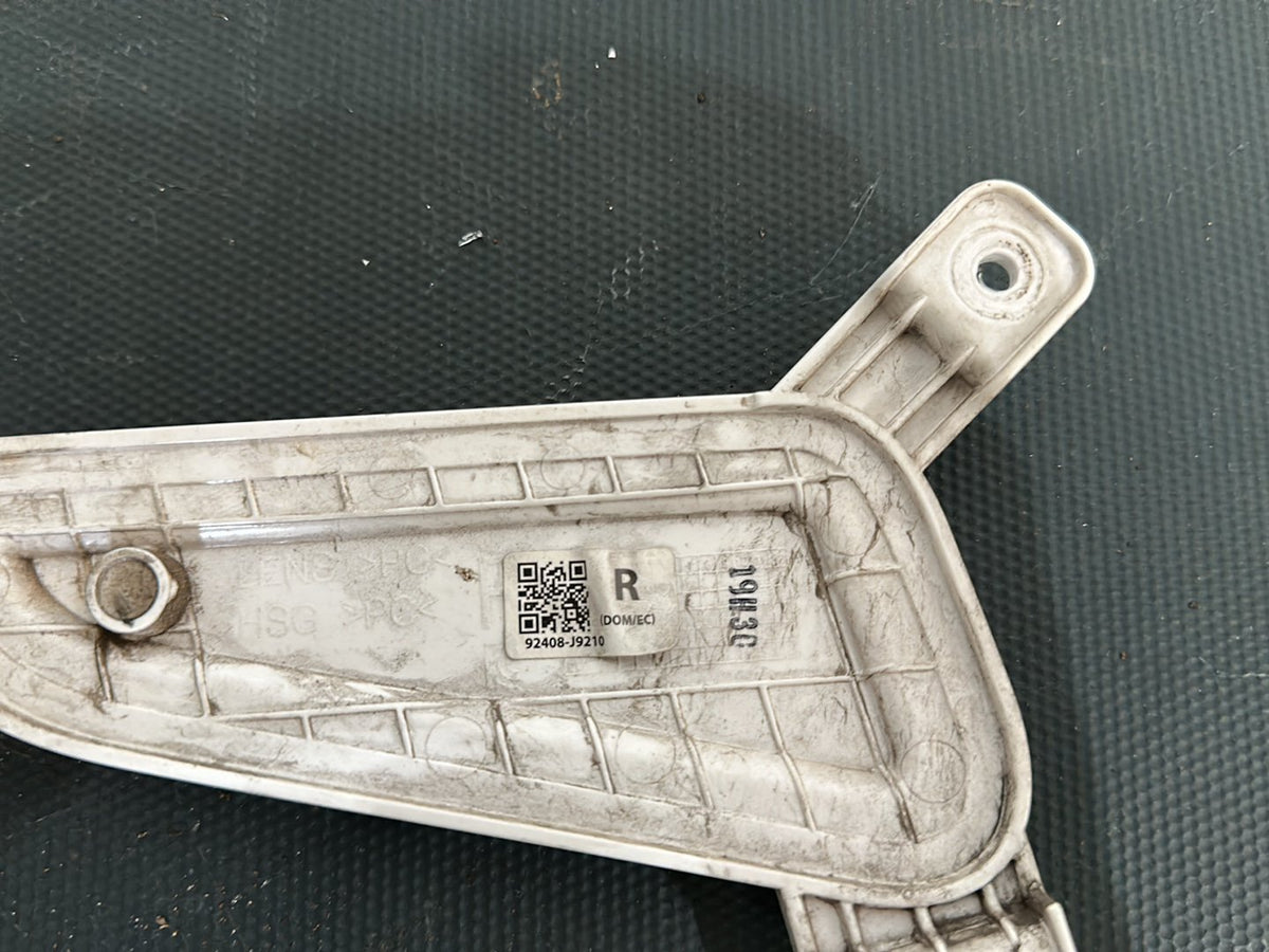 2019 Hyundai Kona OS Station Wagon Right Front Bumper Reflector