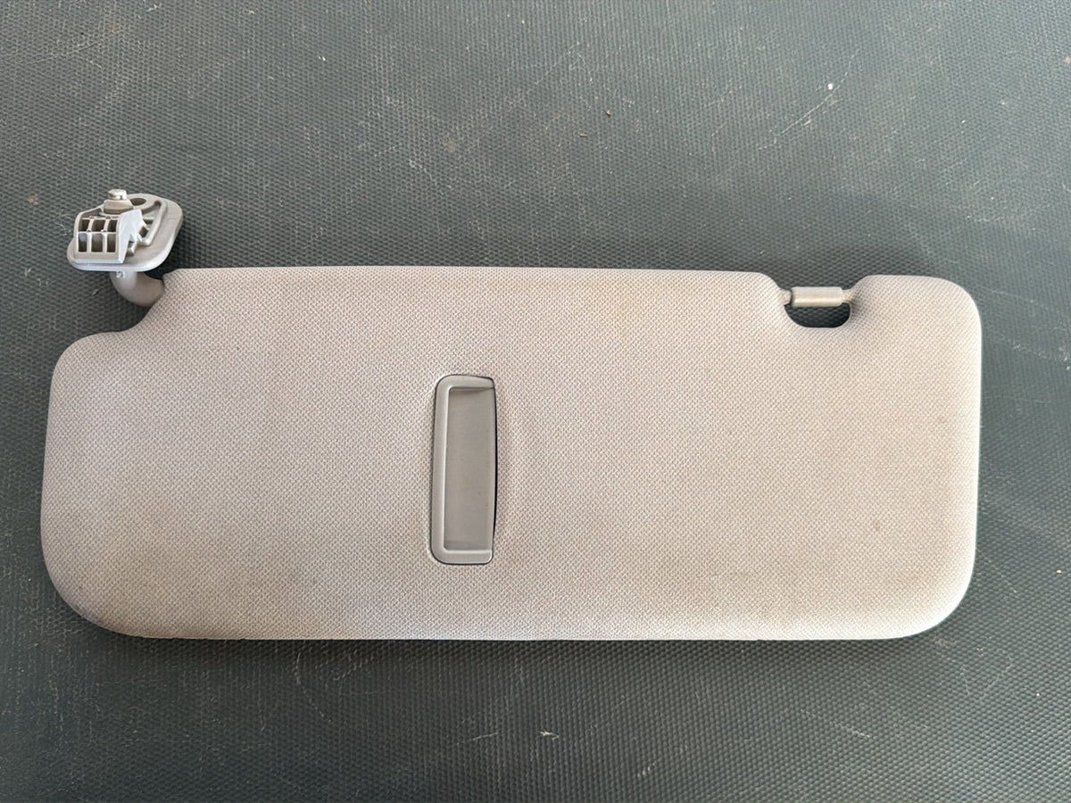 May 2011 to Dec 2019- Hyundai Accent RB- Right Sun Visor