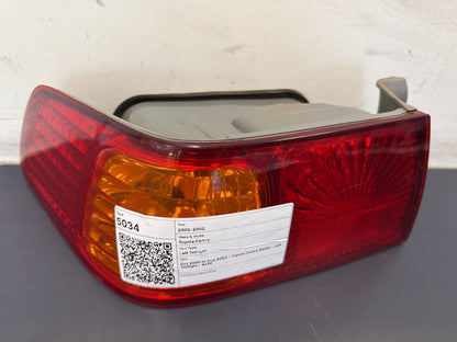 Oct 2000 to Aug 2002 - Toyota Camry Sedan - Left Taillight - Sk20