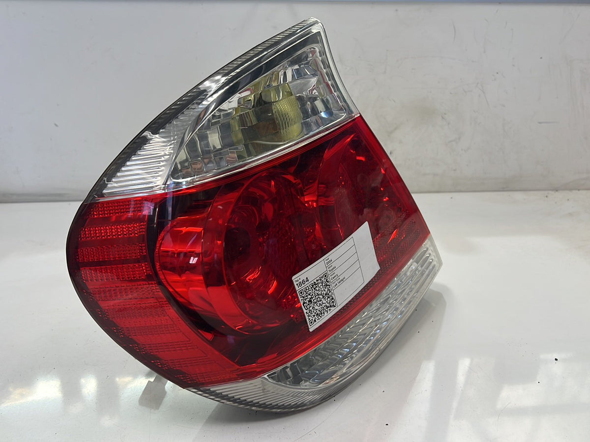2004 Toyota Camry V30 - Left Taillight