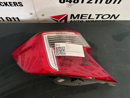 Nov 2011 to Mar 2015 - Toyota Camry AVV50 - Left Taillight - Body Mounted, Non Led Type