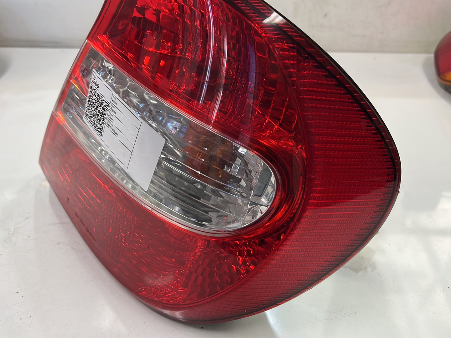 2004 Toyota Camry V30 - Right Taillight