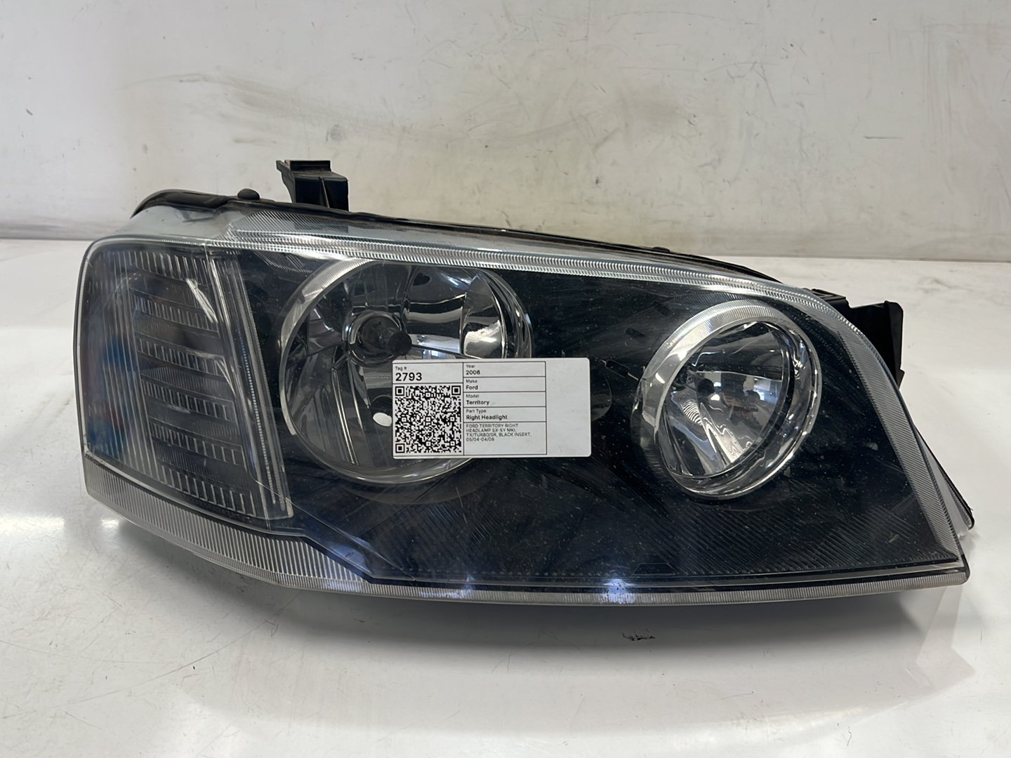 2006 Ford Territory SX - Right Headlight