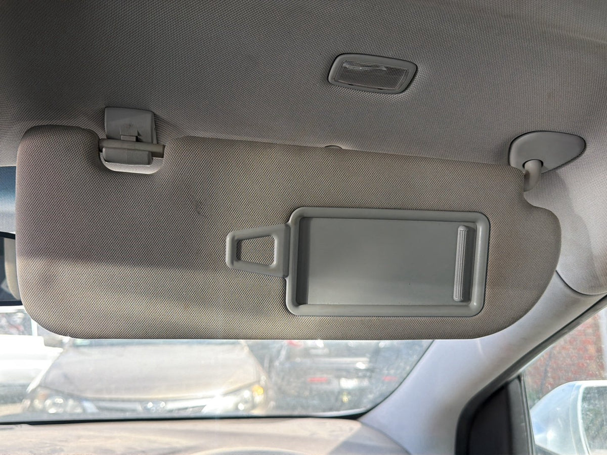 Sep 2011 to May 2015 - Hyundai i40 VF - Right Sun Visor