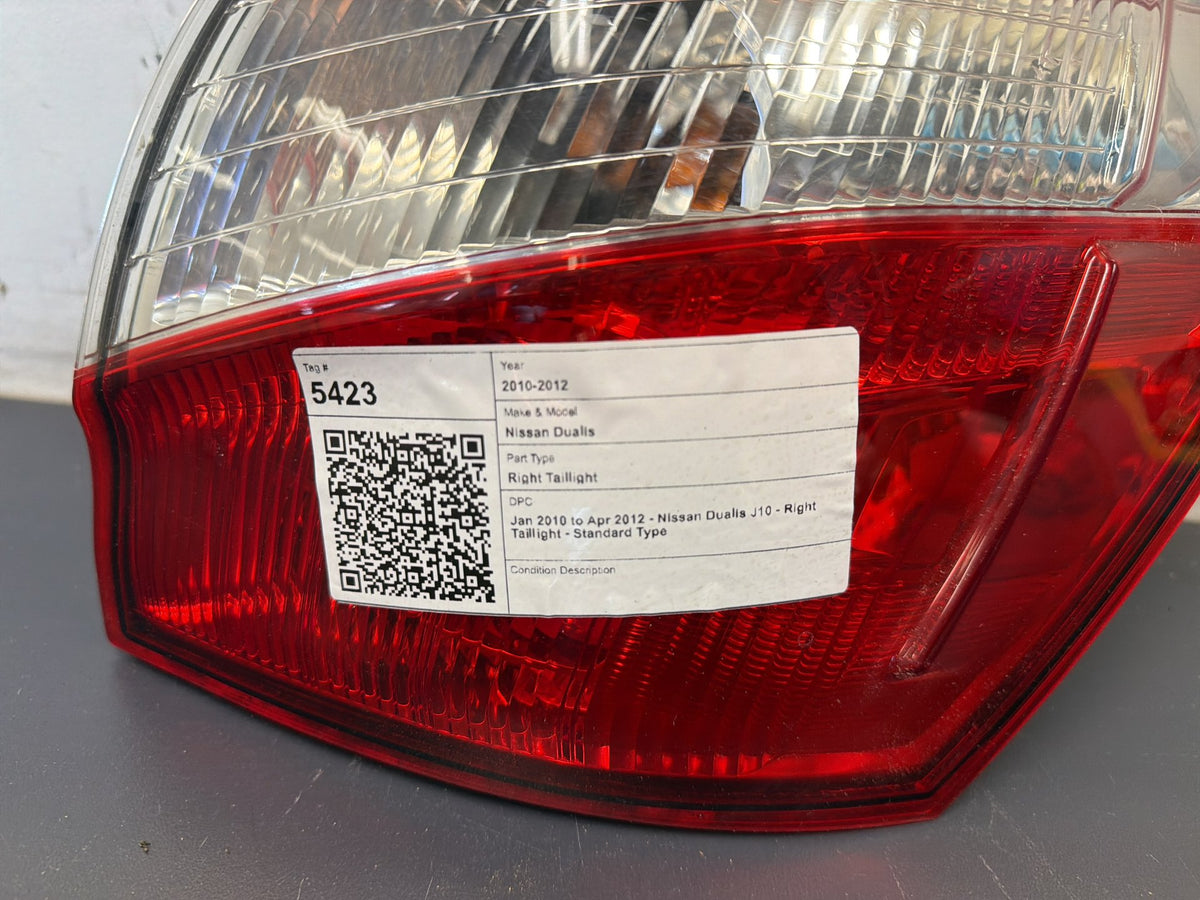 Jan 2010 to Apr 2012 - Nissan Dualis J10 - Right Taillight - Standard Type