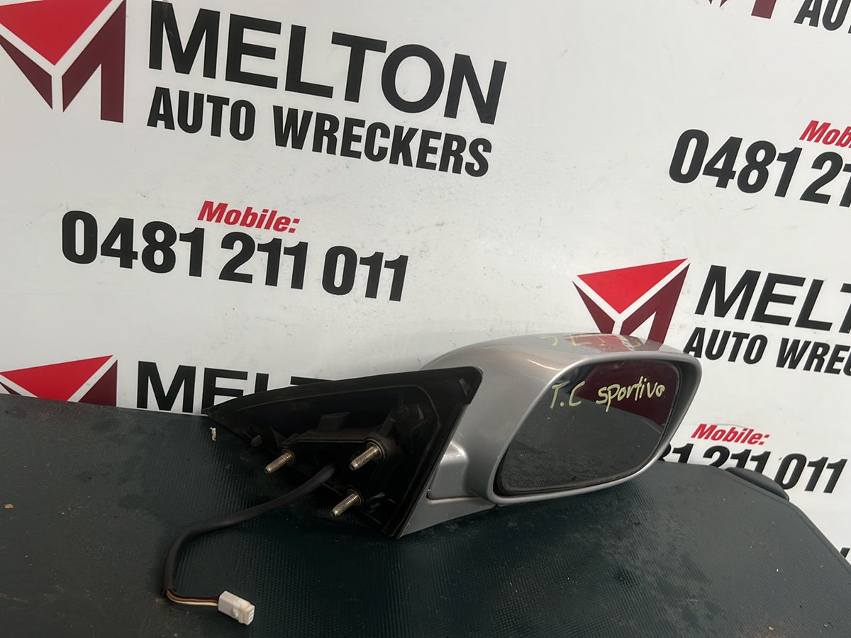 2002-2006 Toyota Camry V30 Right Door Mirror