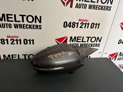 Oct 2013 to Oct 2015- Kia Optima TF- Right Door Mirror- Power Fold, Blind Spot Monitor, Rectangle Plug