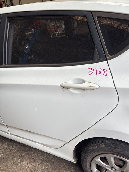 2014 Hyundai Accent RB- Left Rear Door