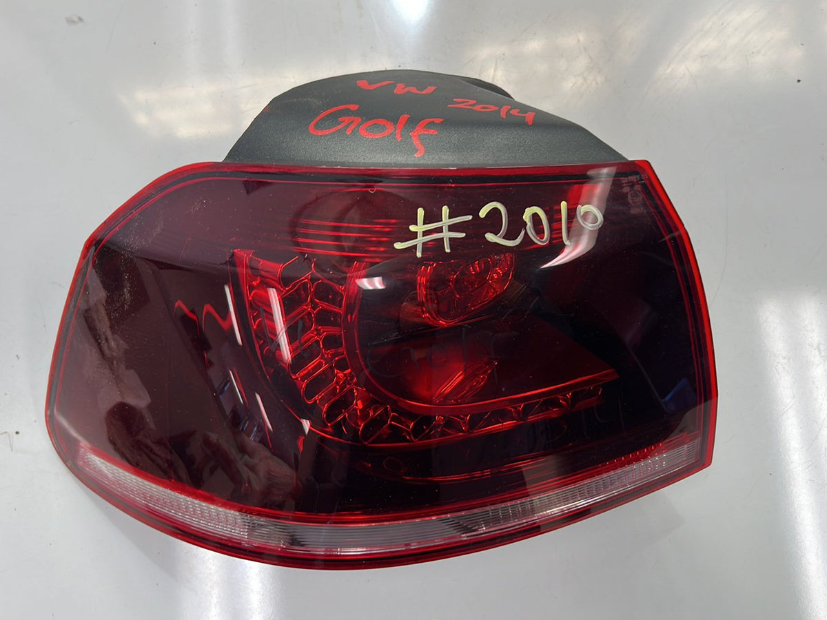 2013 Volkswagen Golf - Left Taillight