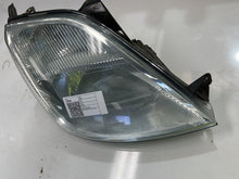 2004-2005 Ford Fiesta WP - Right Headlight