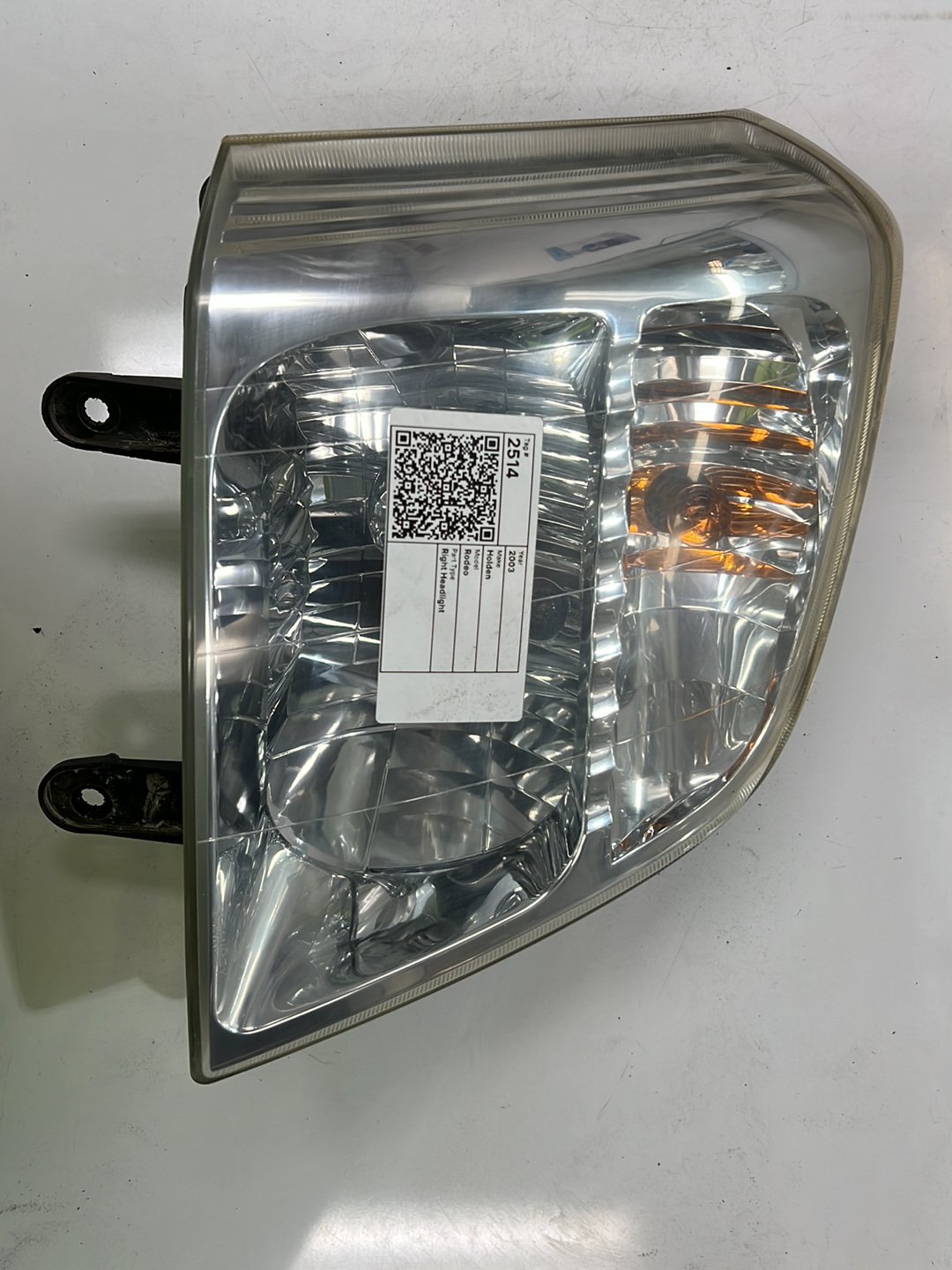 2003 Holden Rodeo - Right Headlight