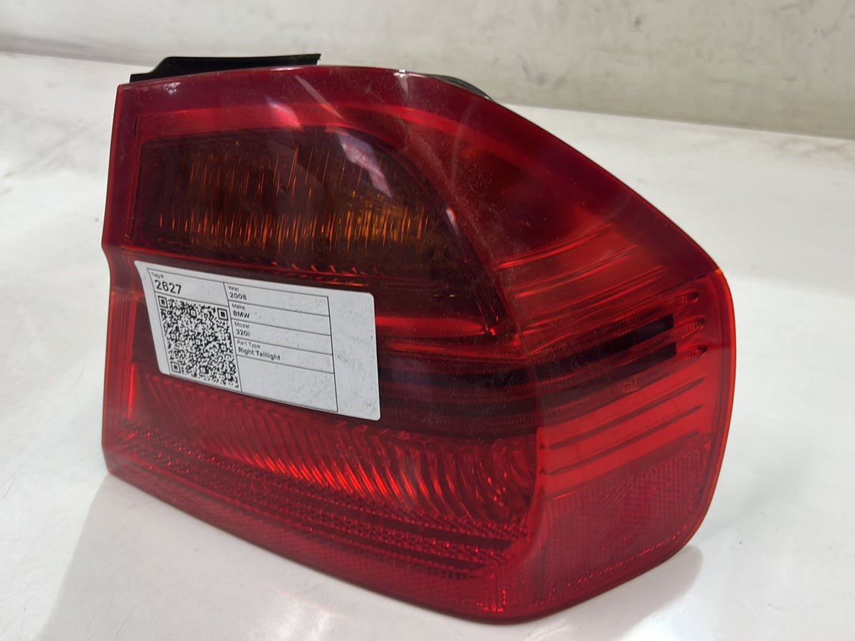 2008 BMW 320i E90 - Right Taillight